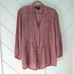Cg Sports Plus Boho Dusty rose embroidered blouse Size 14